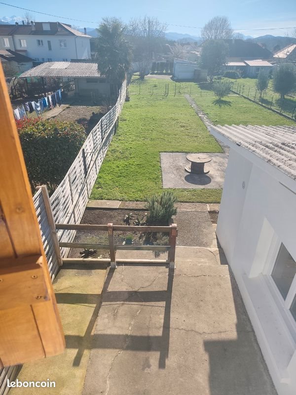 Appartement à louer, 91m², Oloron-Sainte-Marie