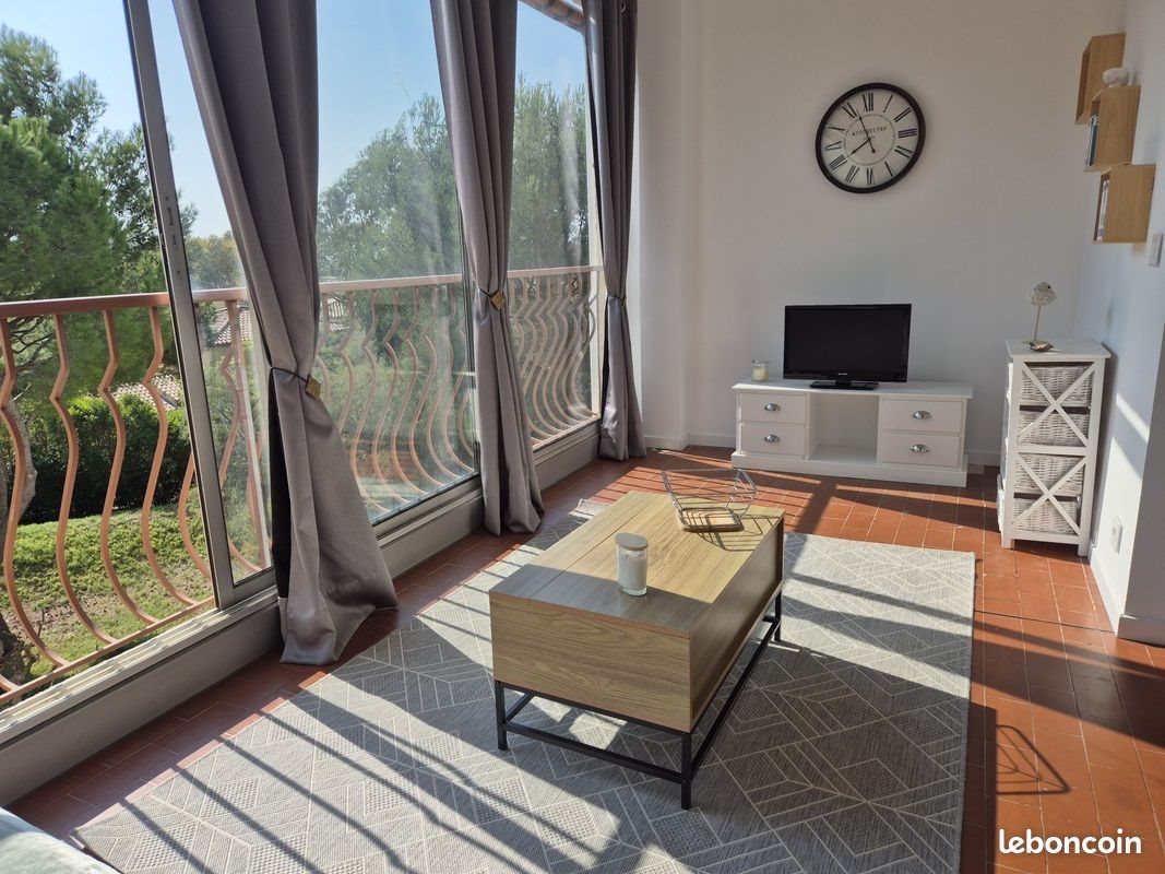 Appartement à louer, 26m², Saint-Cyr-sur-Mer