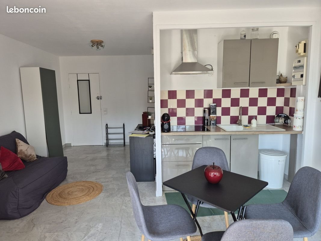Appartement à louer, 26m², Saint-Cyr-sur-Mer