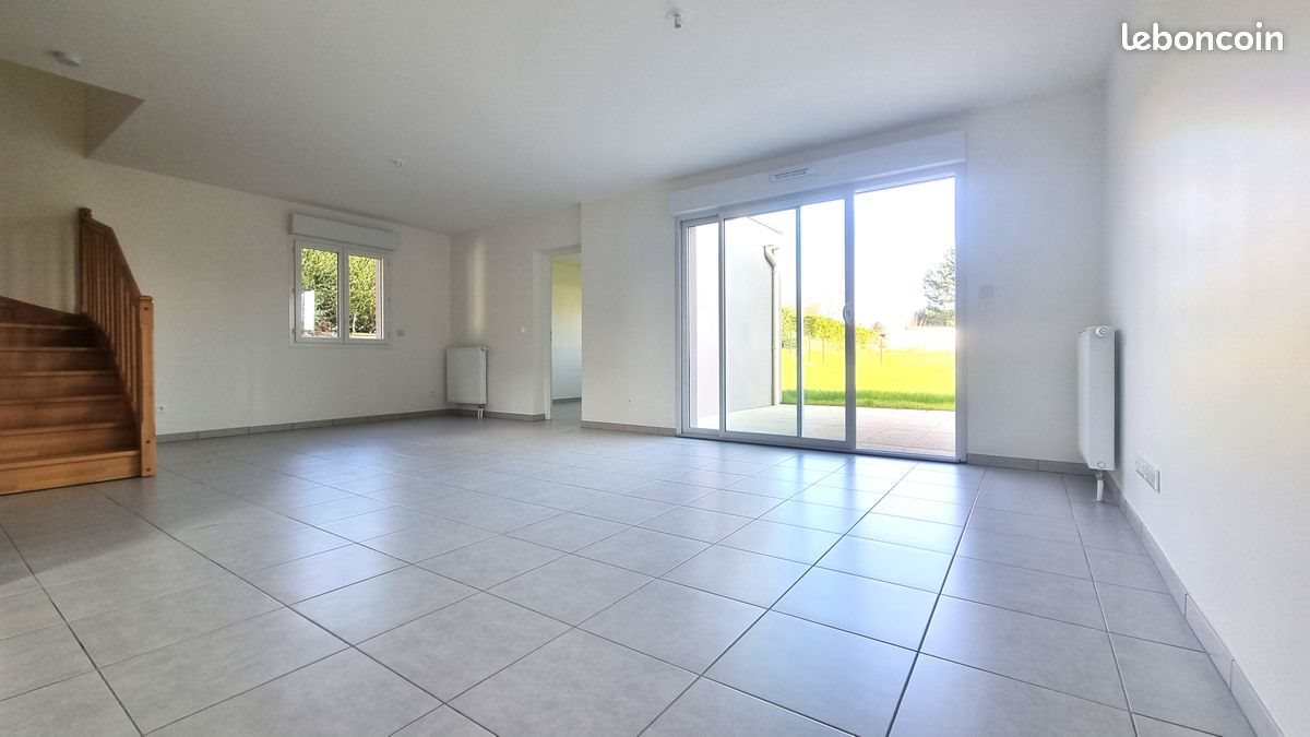 Maison à louer, 104m², Lèves