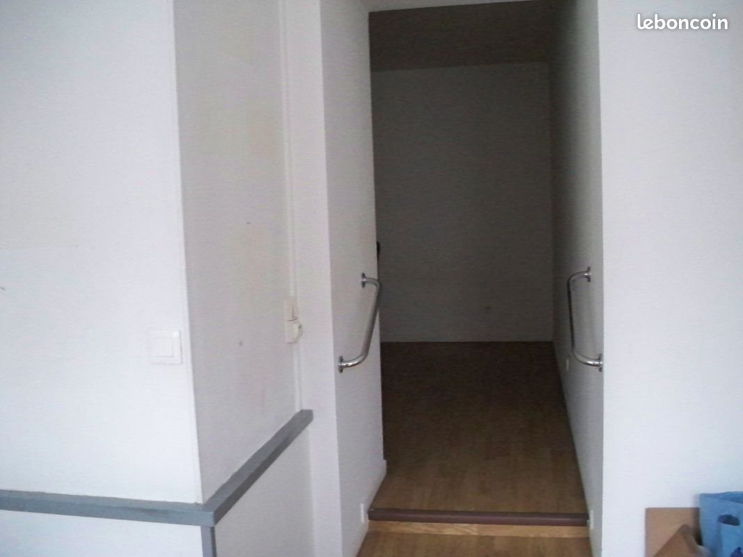 Appartement à louer, 35m², Sedan