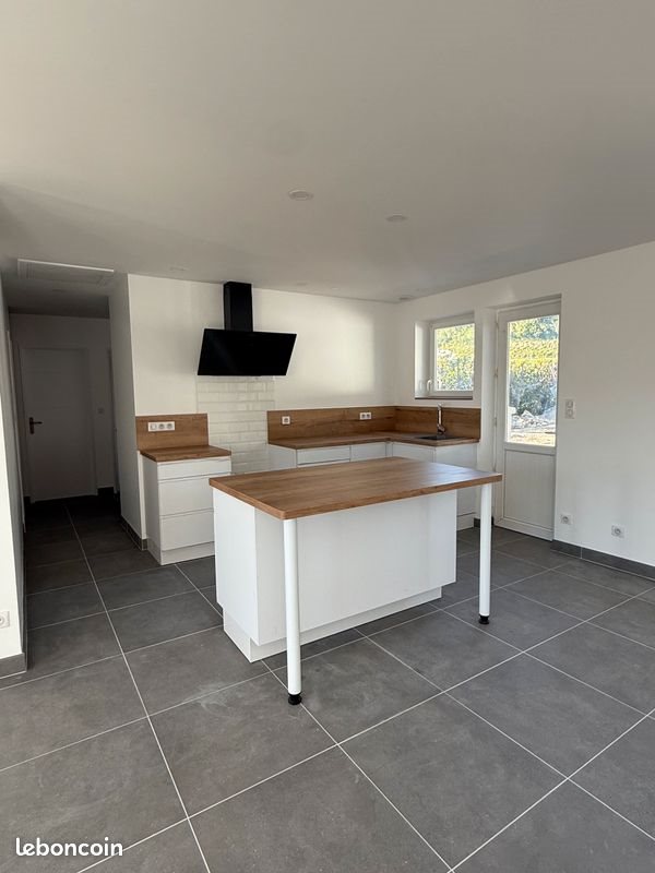 Maison à louer, 81m², Chinon