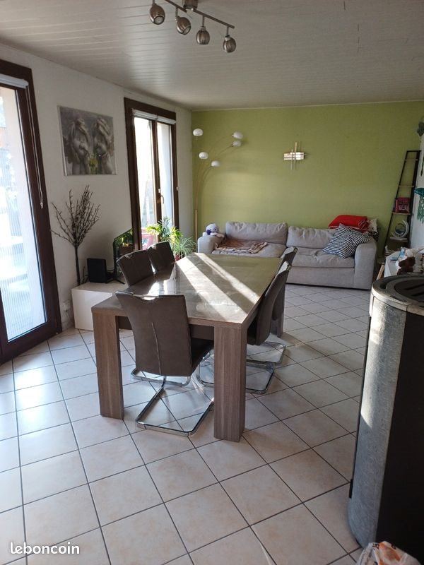 Maison à vendre, 75m², Dasle