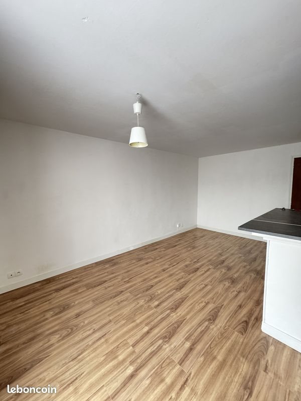 Appartement à louer, 28m², Rochefort-en-Yvelines