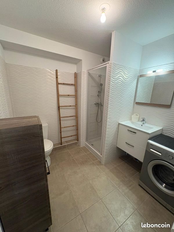 Appartement à louer, 29m², Nîmes