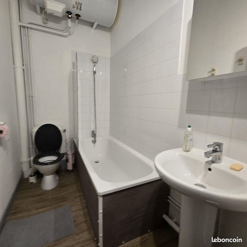 Appartement à louer, 19m², Reims