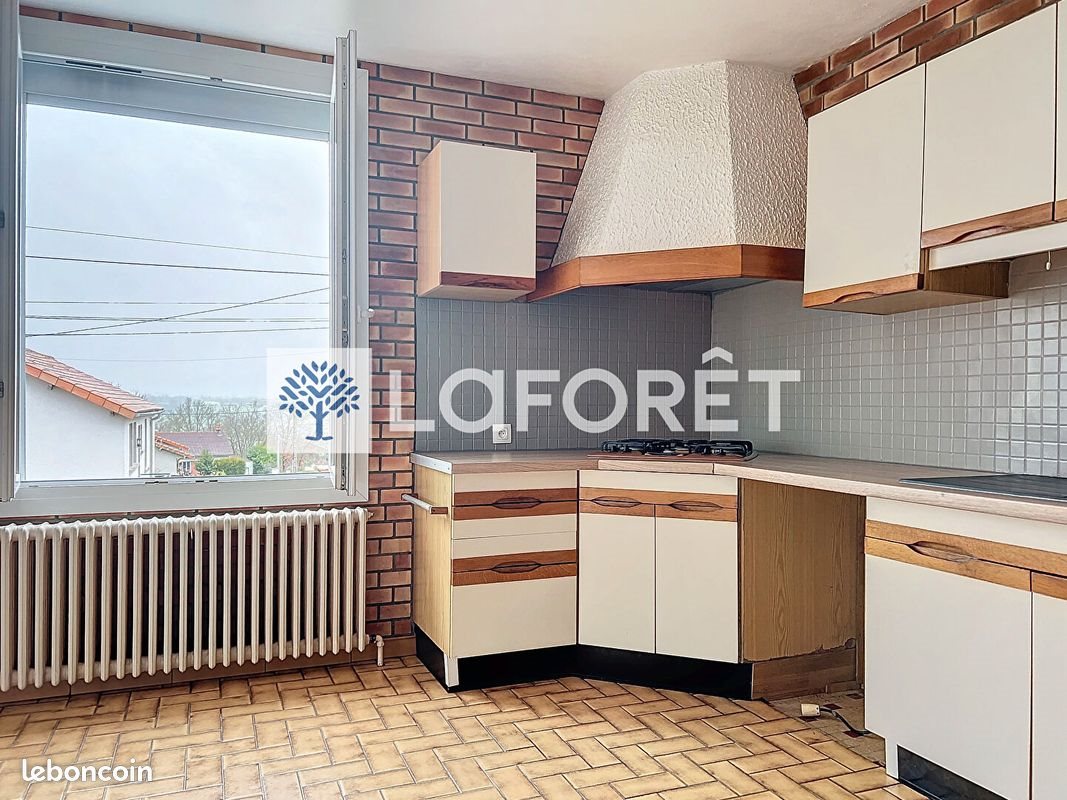 Maison à louer, 95m², Bressuire