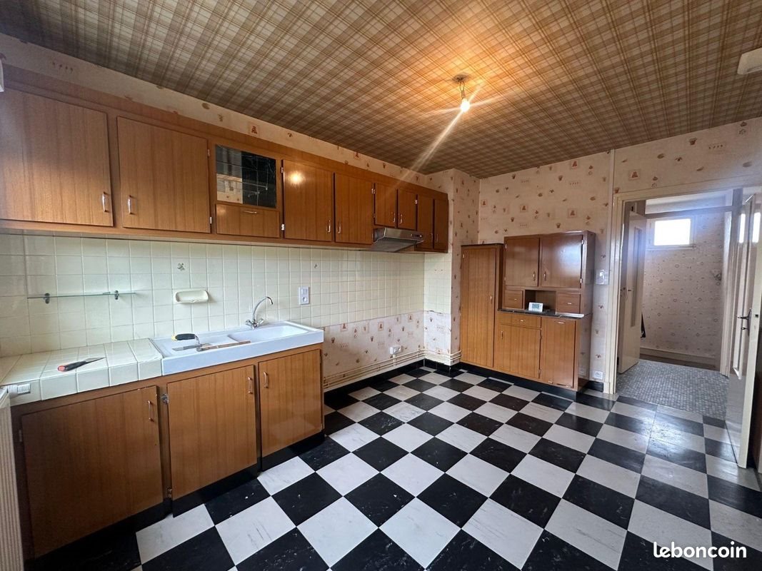 Maison à louer, 100m², Ussel