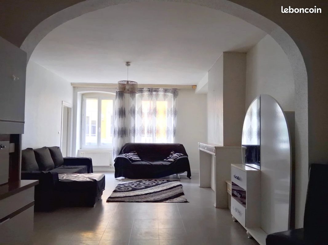 Appartement à vendre, 69m², Saint-Claude