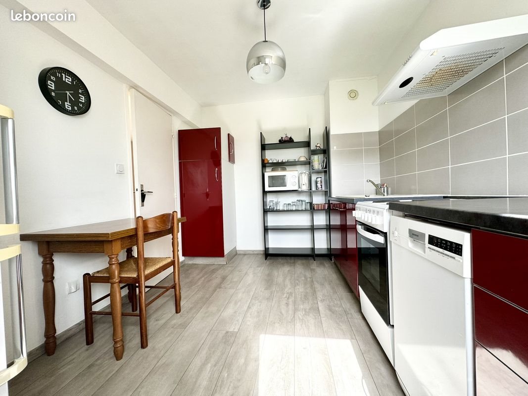 Appartement à louer, 40m², Nîmes