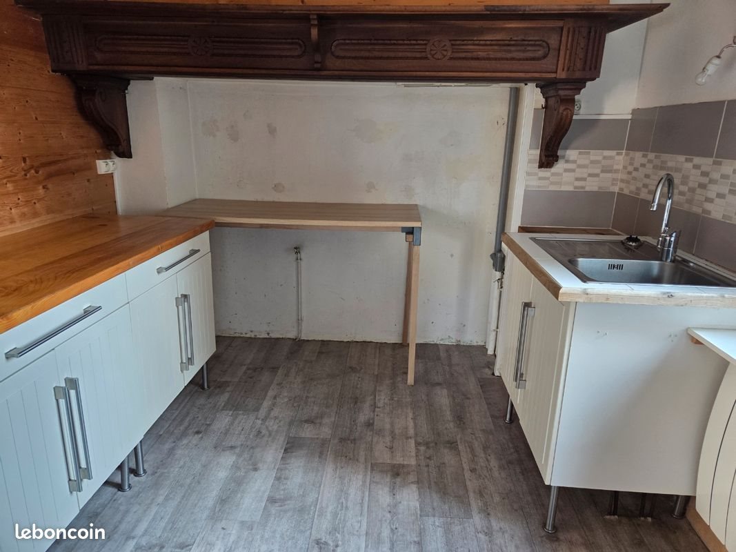 Appartement à louer, 60m², Végennes