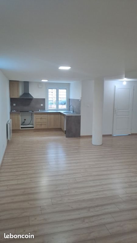 Appartement à louer, 100m², Fléville-devant-Nancy