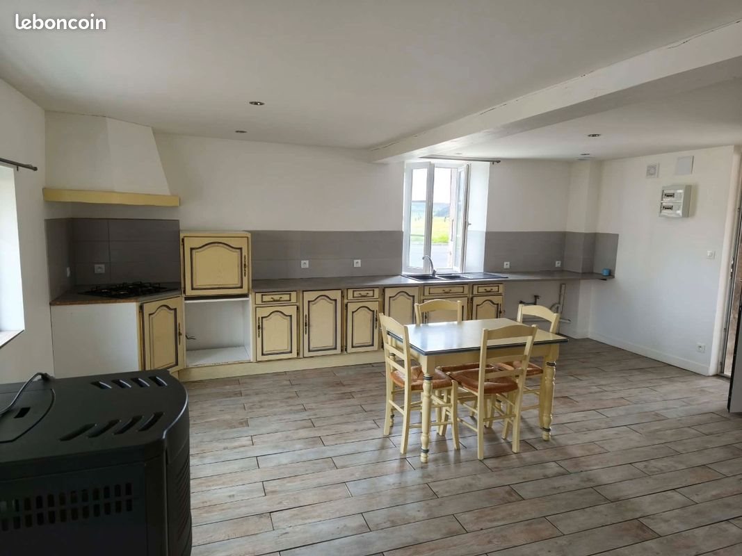 Appartement à louer, 75m², Saint-Ciers-Champagne