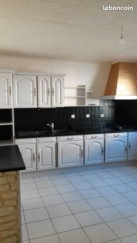 Appartement à louer, 84m², Saint-Jean-de-Muzols