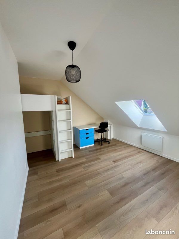 Maison à louer, 70m², Creuzier-le-Vieux