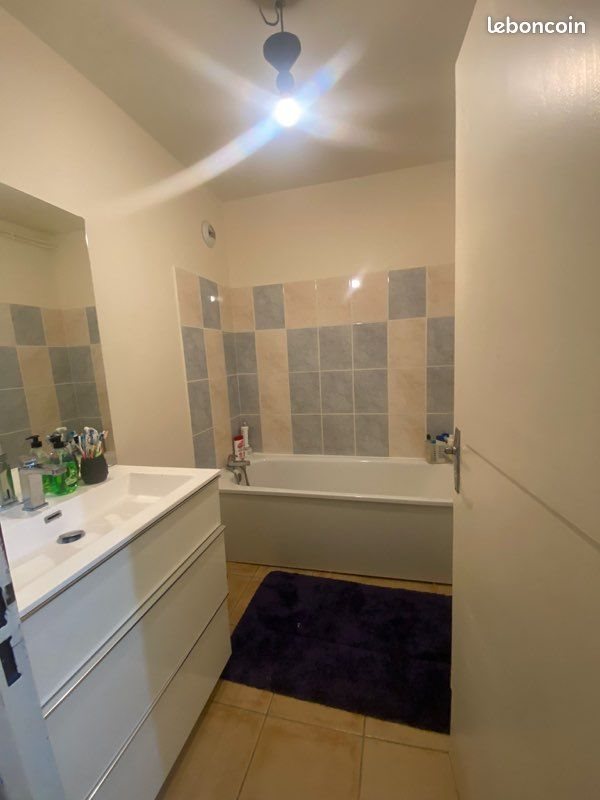 Appartement à louer, 104m², Saint-Mathieu-de-Tréviers