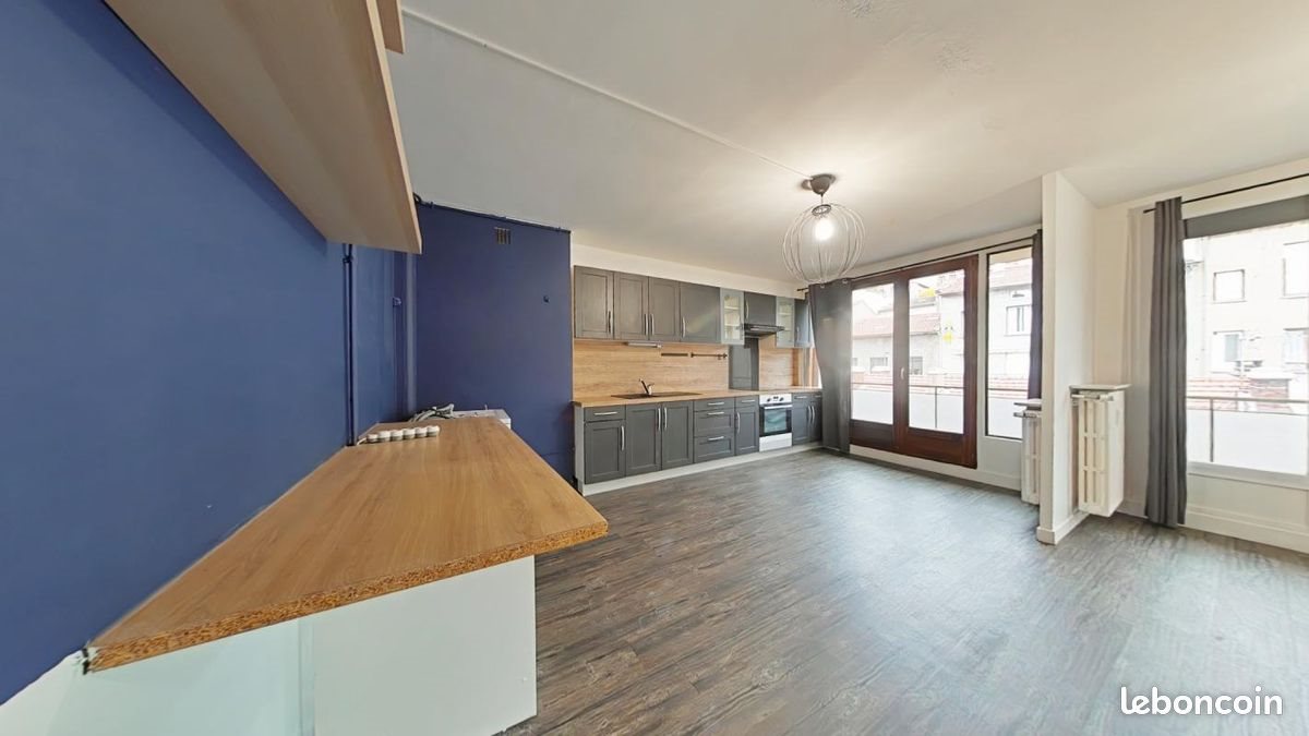 Appartement à louer, 96m², Saint-Etienne