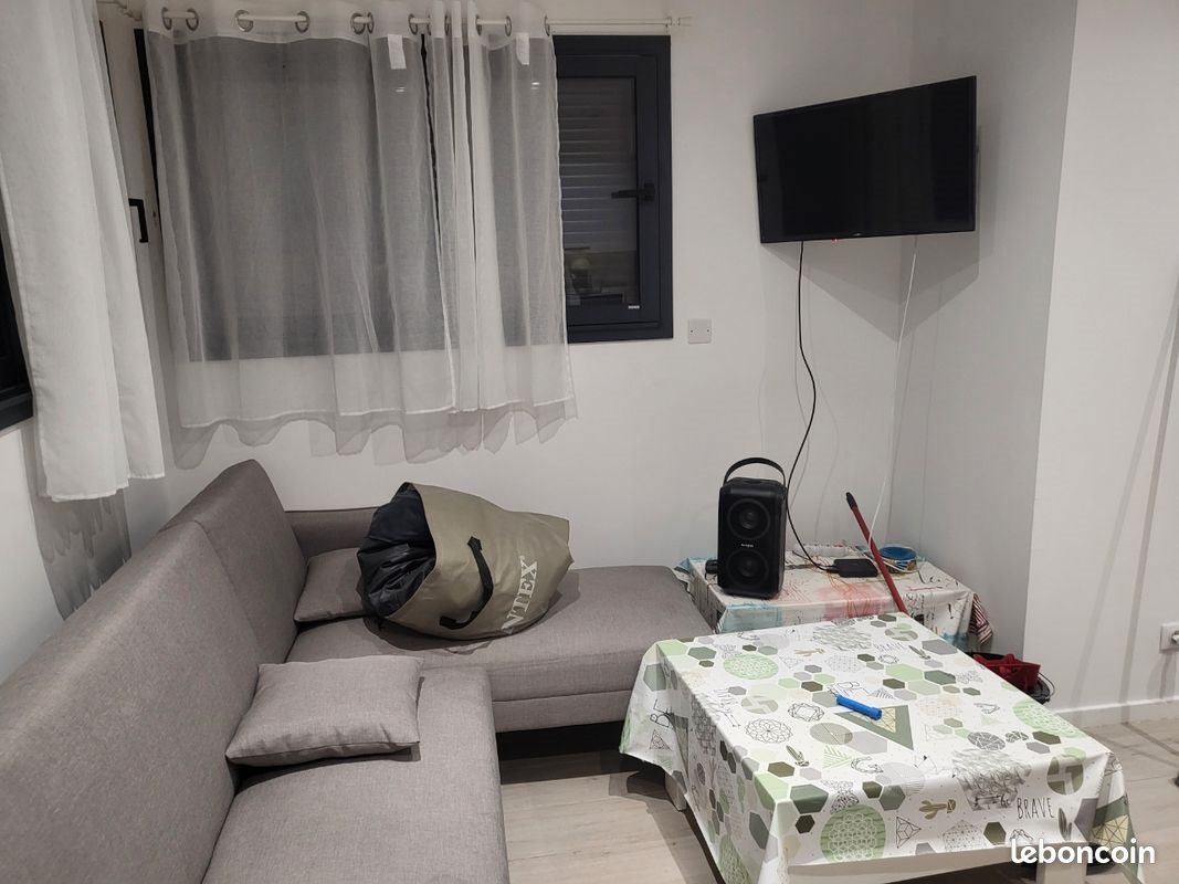 Appartement à louer, 35m², Saint-Estève