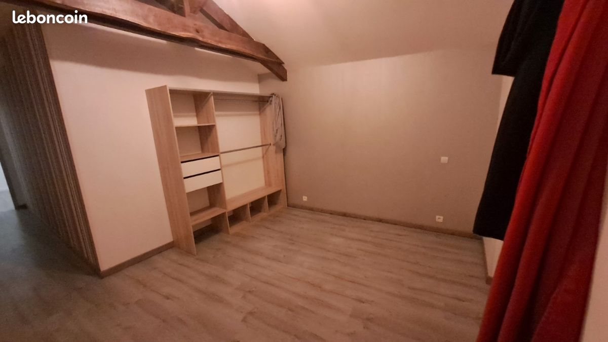 Appartement à louer, 114m², Saint-Cyr-des-Gâts