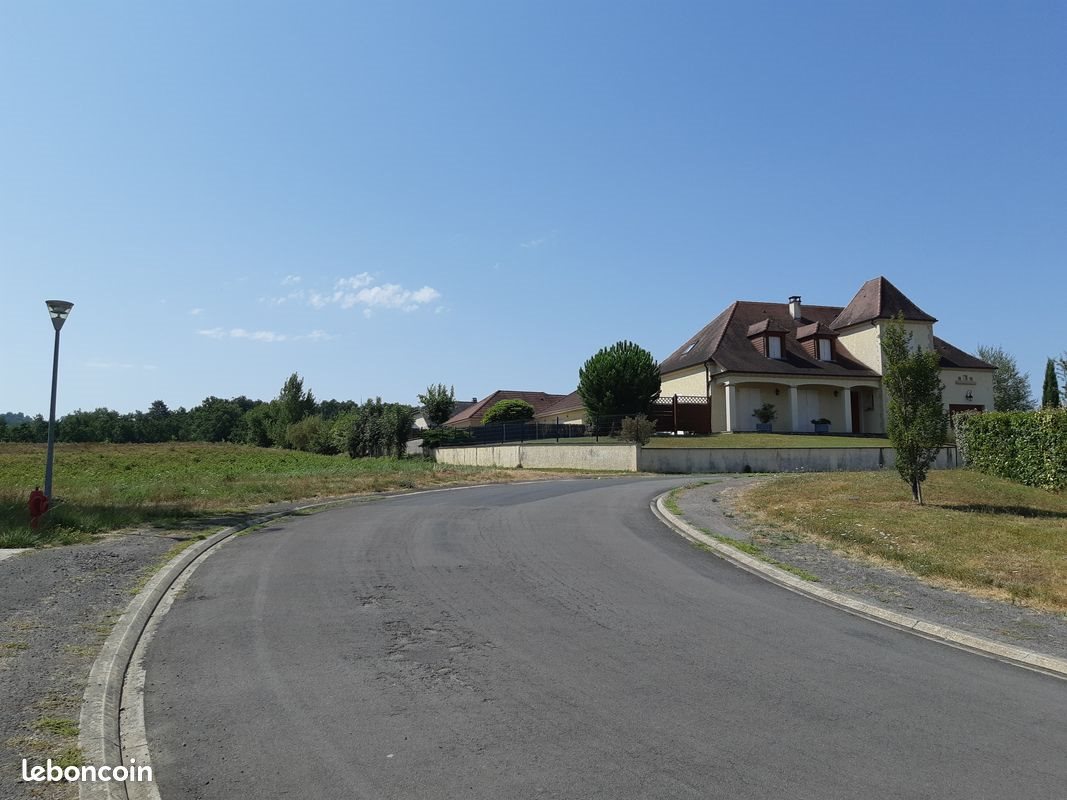 Maison à louer, 167m², Saint-Pantaléon-de-Larche