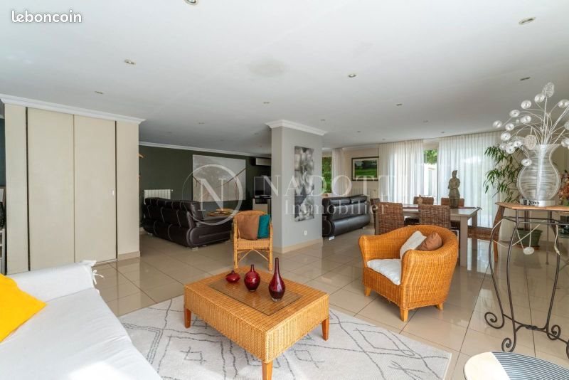 Maison à vendre, 220m², Le Thor