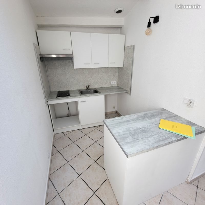 Appartement à louer, 27m², Gigean