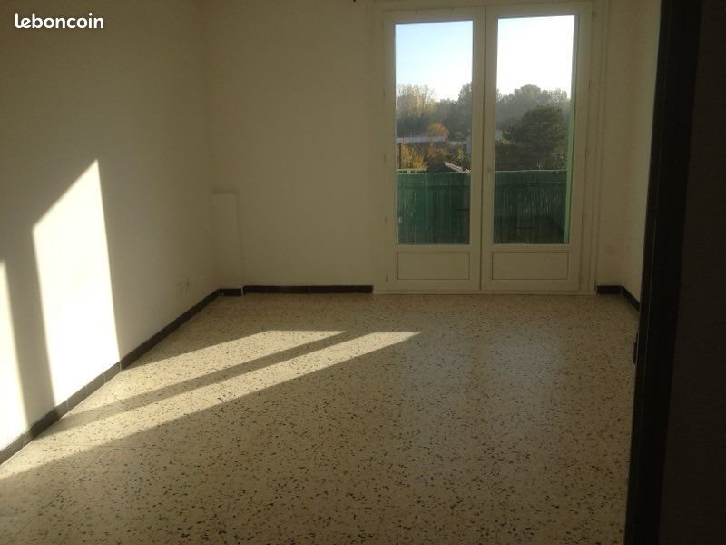 Appartement à louer, 57m², Bollène