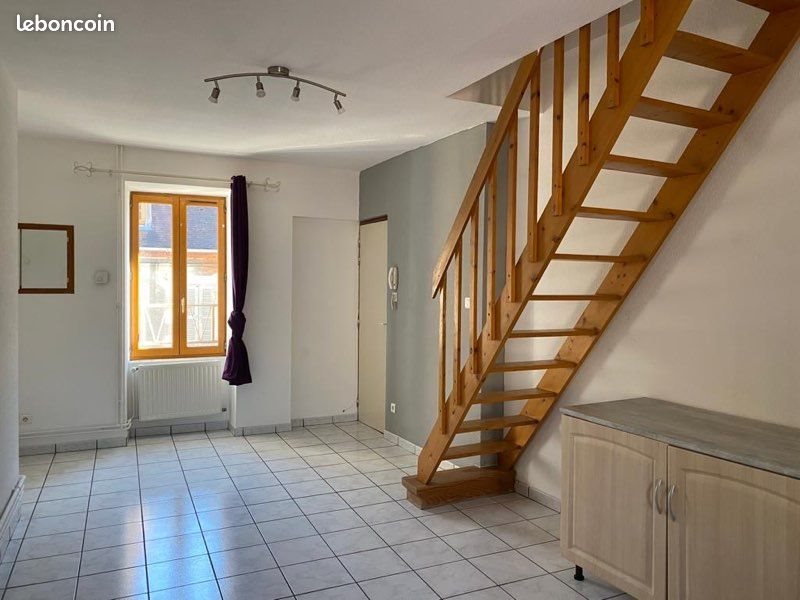 Appartement à louer, 42m², Souvigny