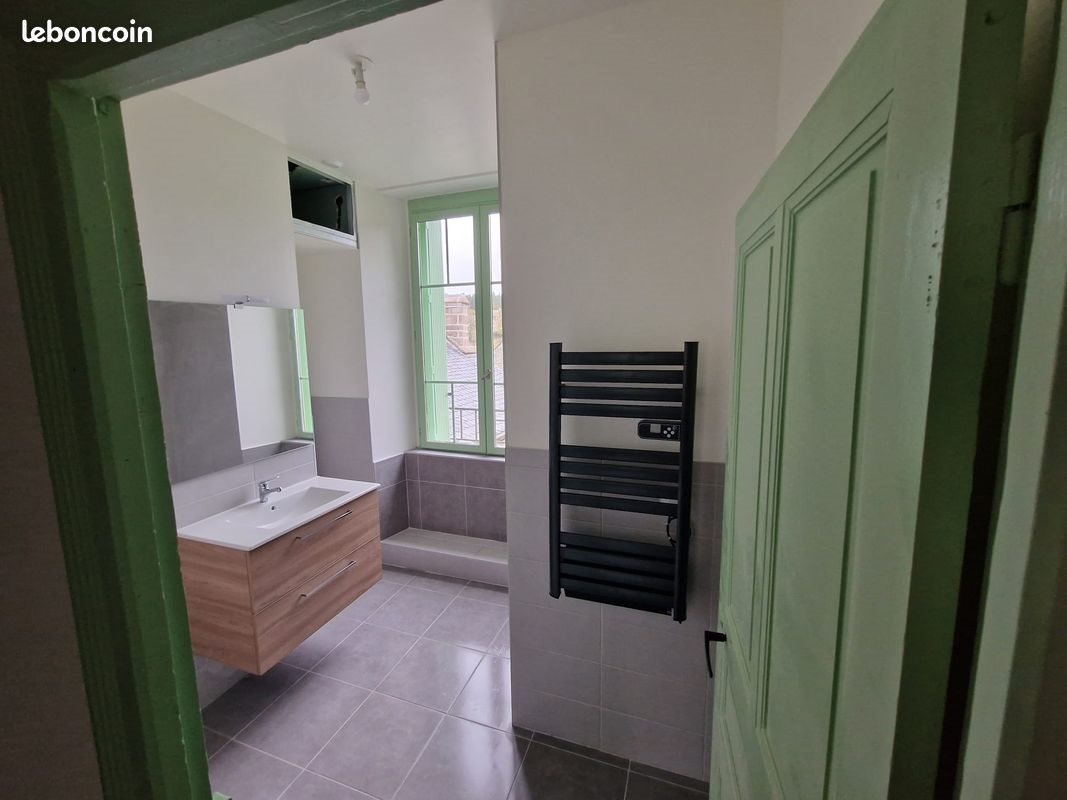 Appartement à louer, 74m², Fournels