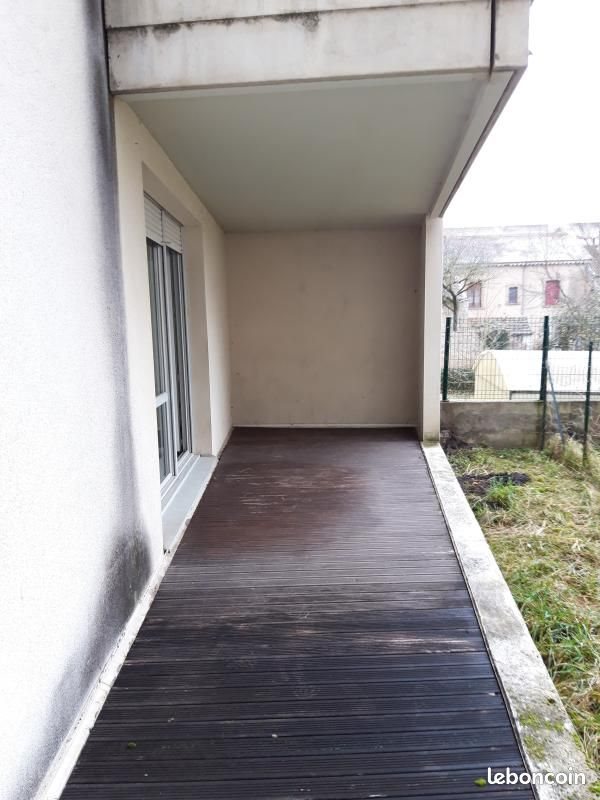 Appartement à louer, 68m², Neuves-Maisons