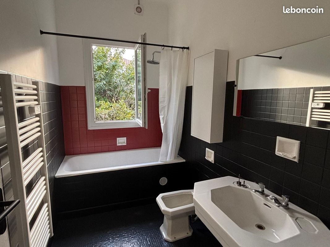 Maison à louer, 125m², Sigean