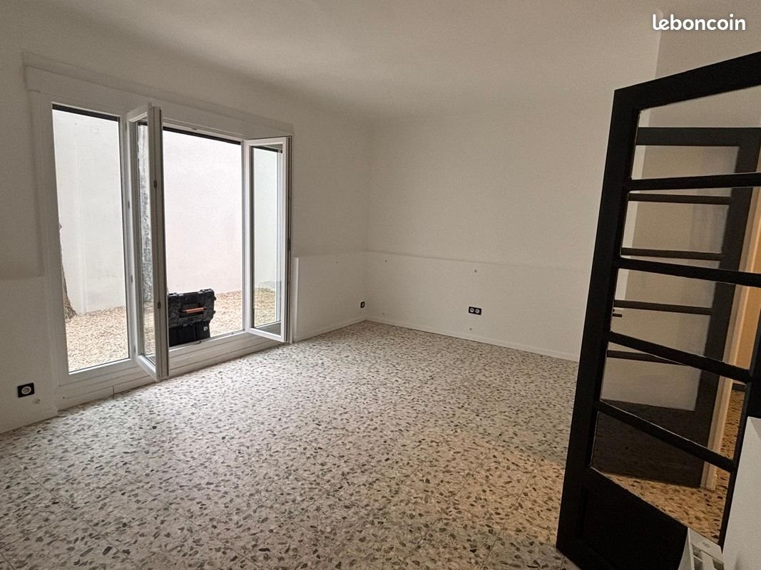 Maison à louer, 125m², Sigean