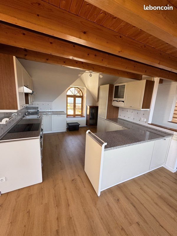 Appartement à louer, 130m², Scientrier