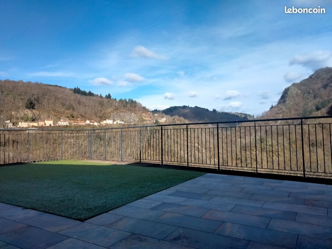 Appartement à louer, 30m², Thiers