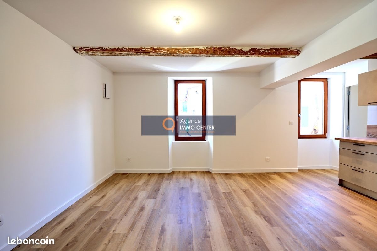 Appartement à louer, 38m², Solliès-Pont