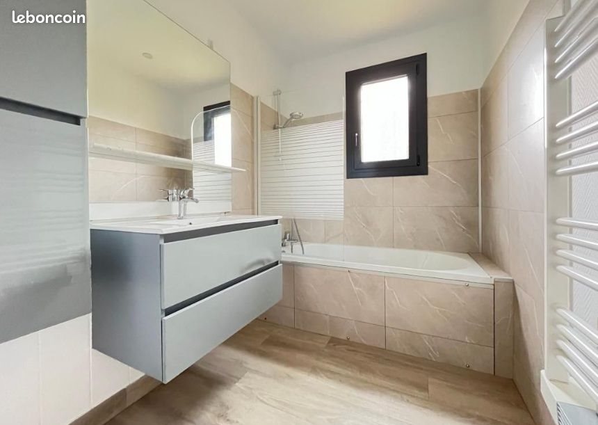 Maison à louer, 105m², Saint-Sauveur-d'Aunis