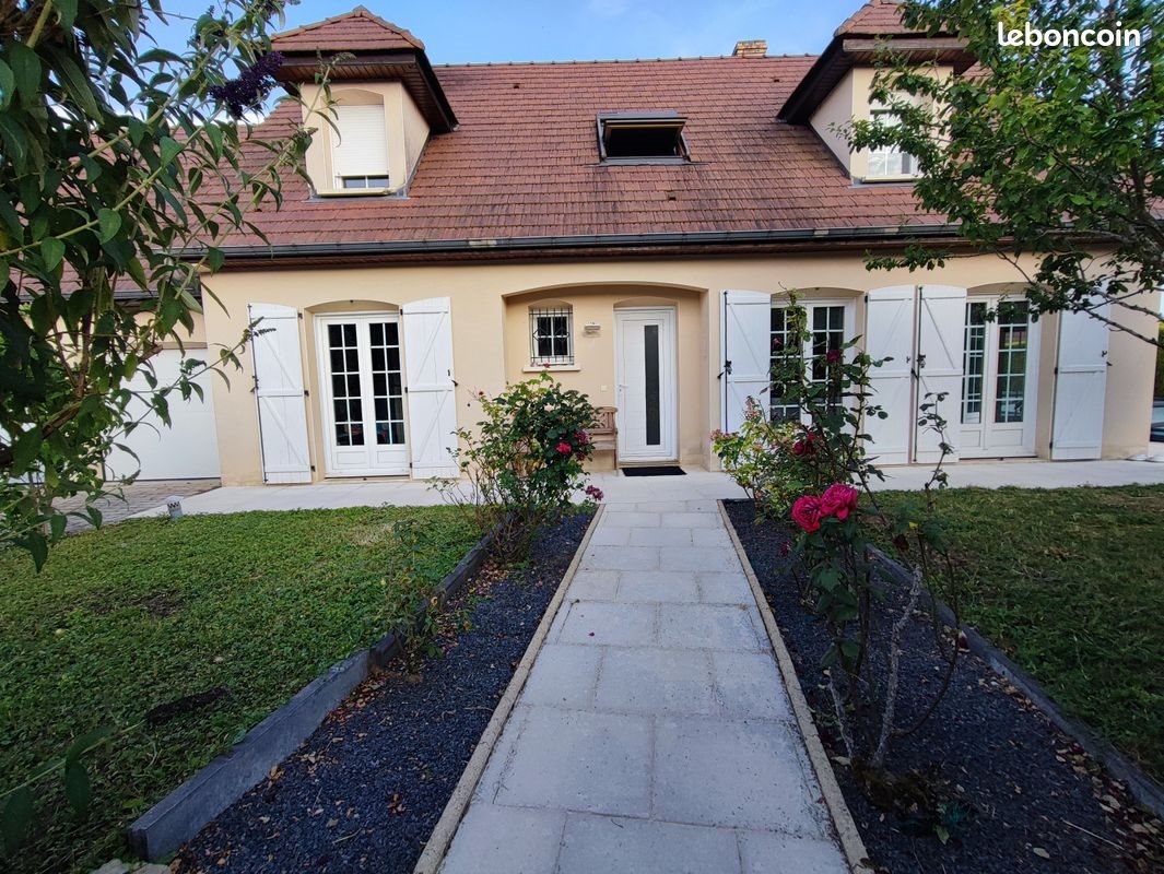Maison à vendre, 133m², Ruffey-lès-Echirey