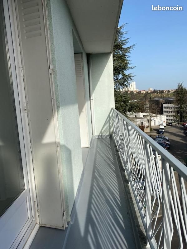 Appartement à louer, 82m², Saint-Etienne