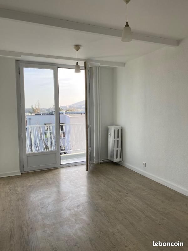 Appartement à louer, 82m², Saint-Etienne