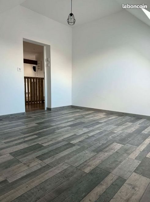 Appartement à louer, 80m², Beaurepaire