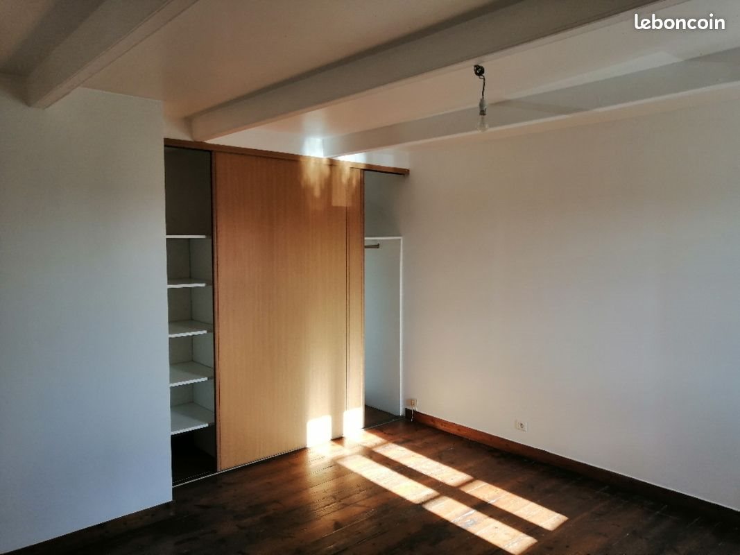 Maison à louer, 80m², Sibiril