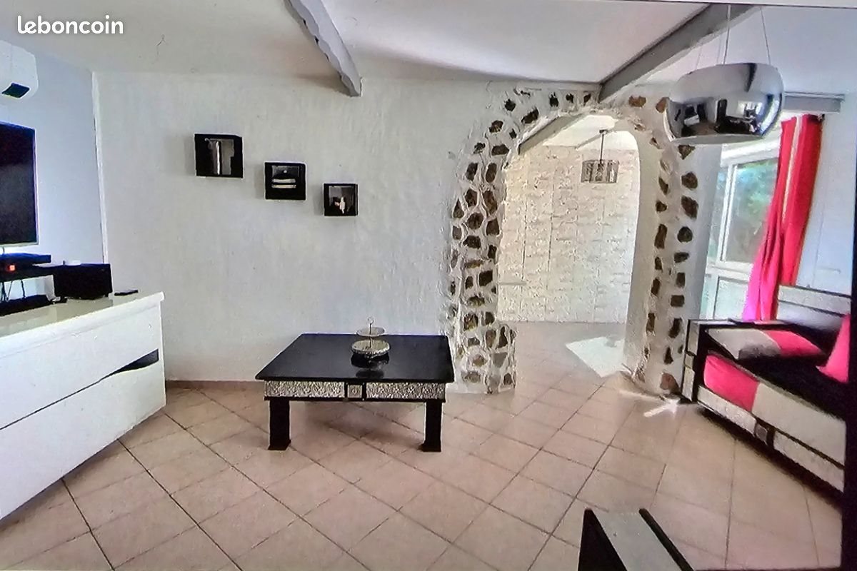 Appartement à louer, 70m², Marignane