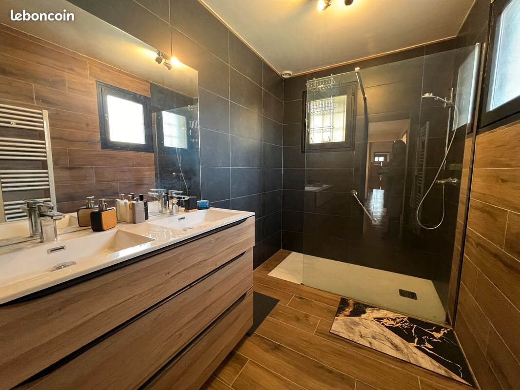 Maison à vendre, 220m², Crolles