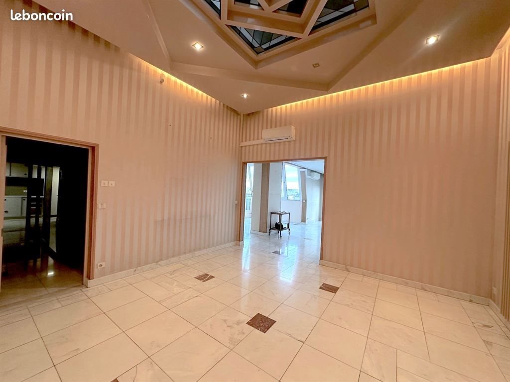 Appartement à vendre, 307m², Reims