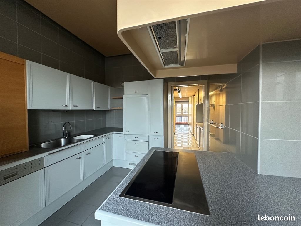 Appartement à vendre, 307m², Reims