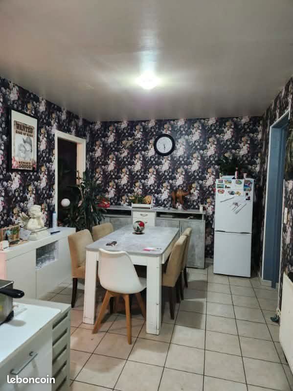 Maison à louer, 90m², Sedan
