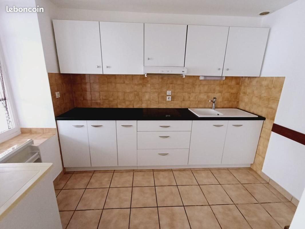 Appartement à louer, 30m², Sainte-Sigolène