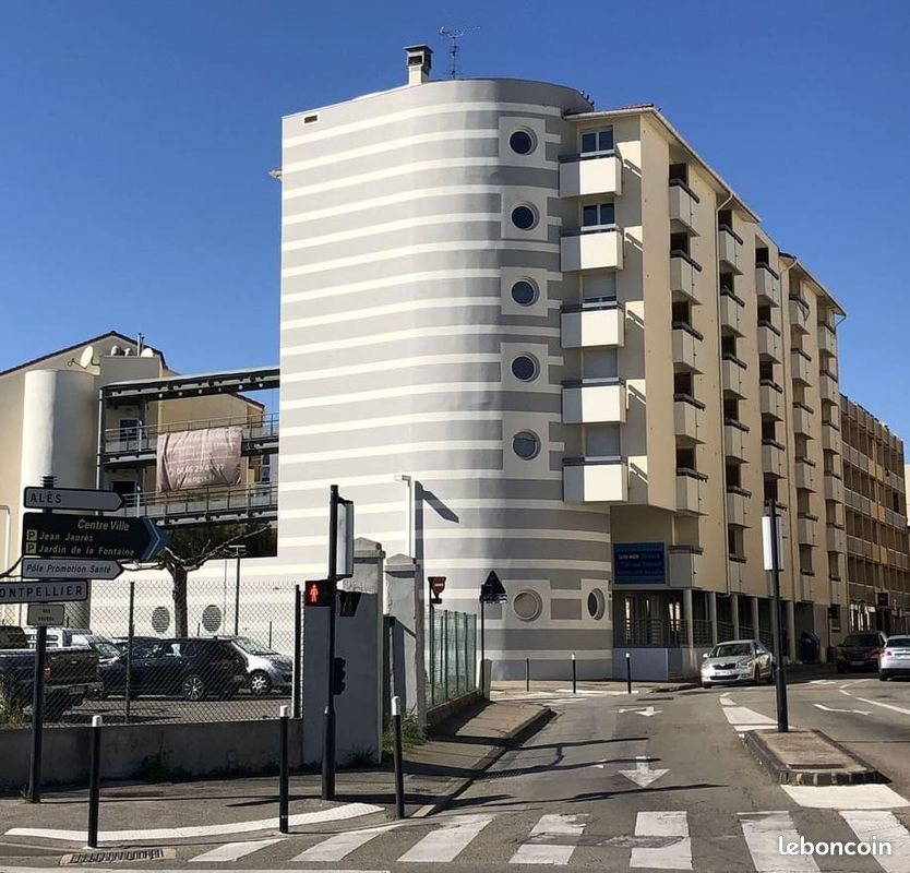 Appartement à louer, 40m², Nîmes