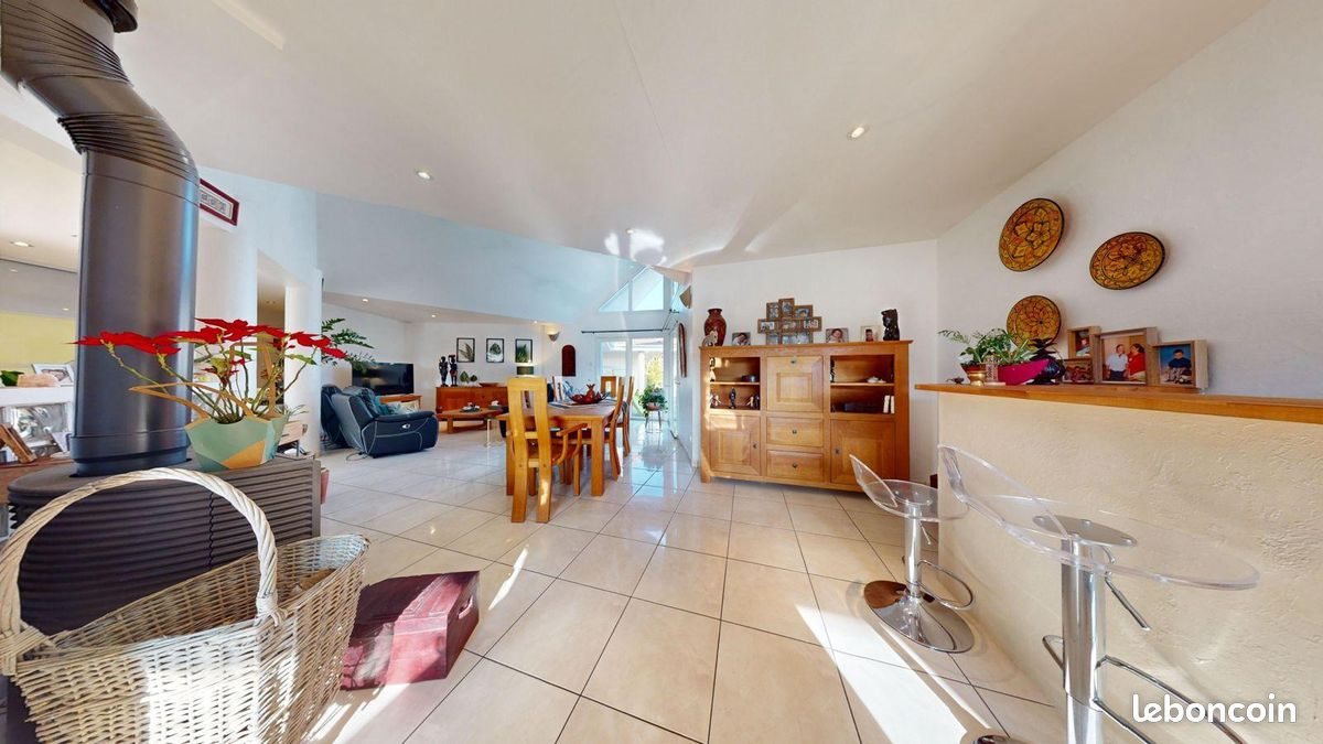 Maison à vendre, 237m², Dung