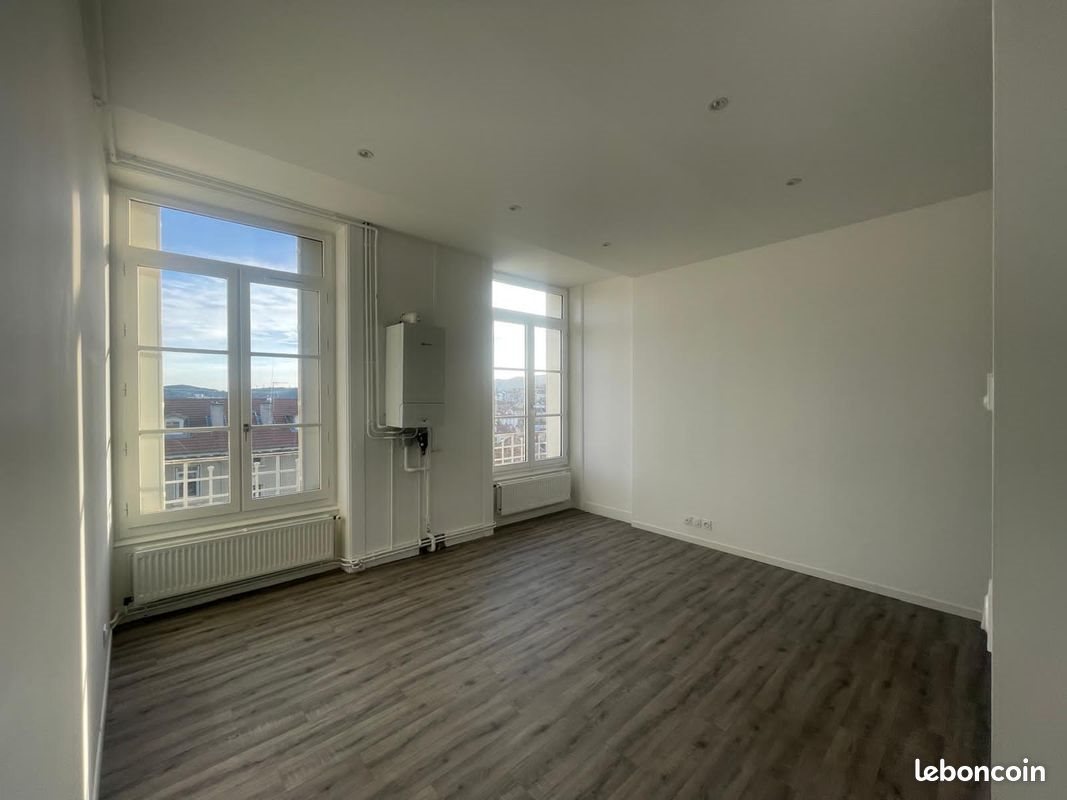 Appartement à louer, 45m², Saint-Etienne